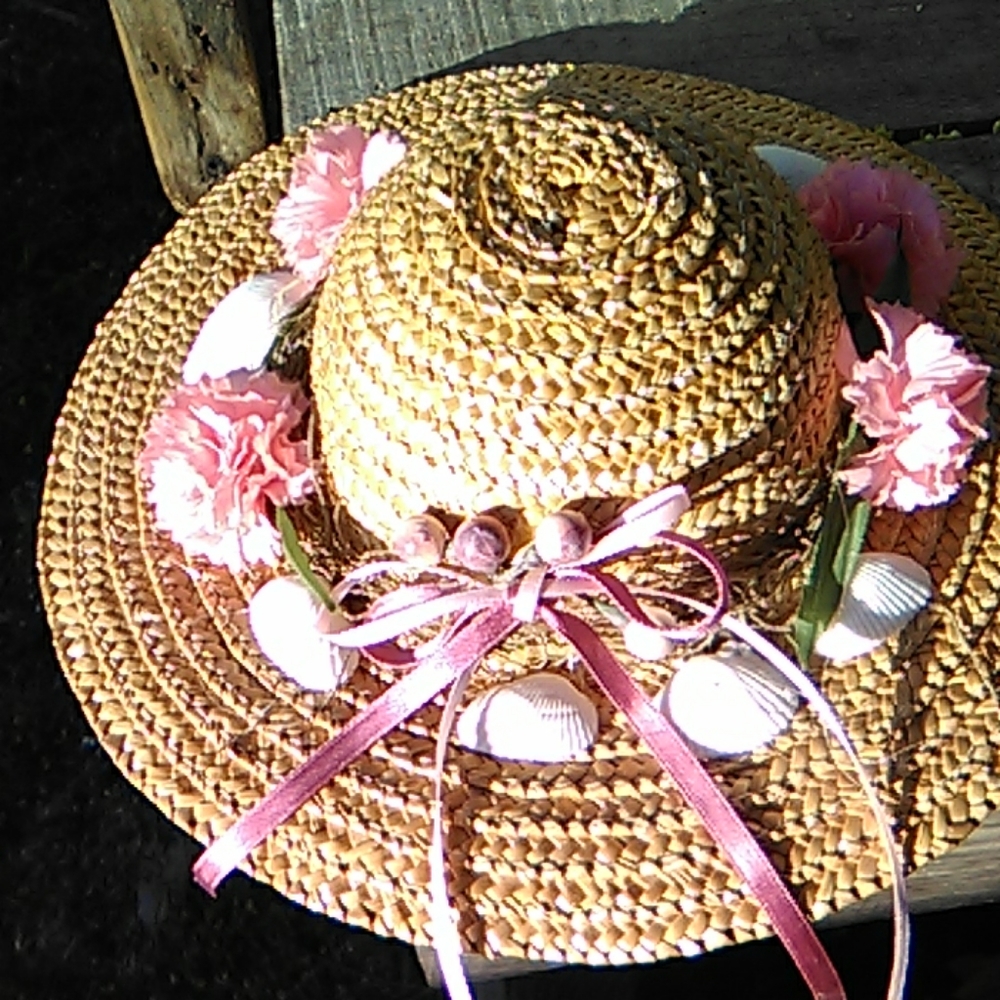 Straw hat decor - Picture 4 of 5